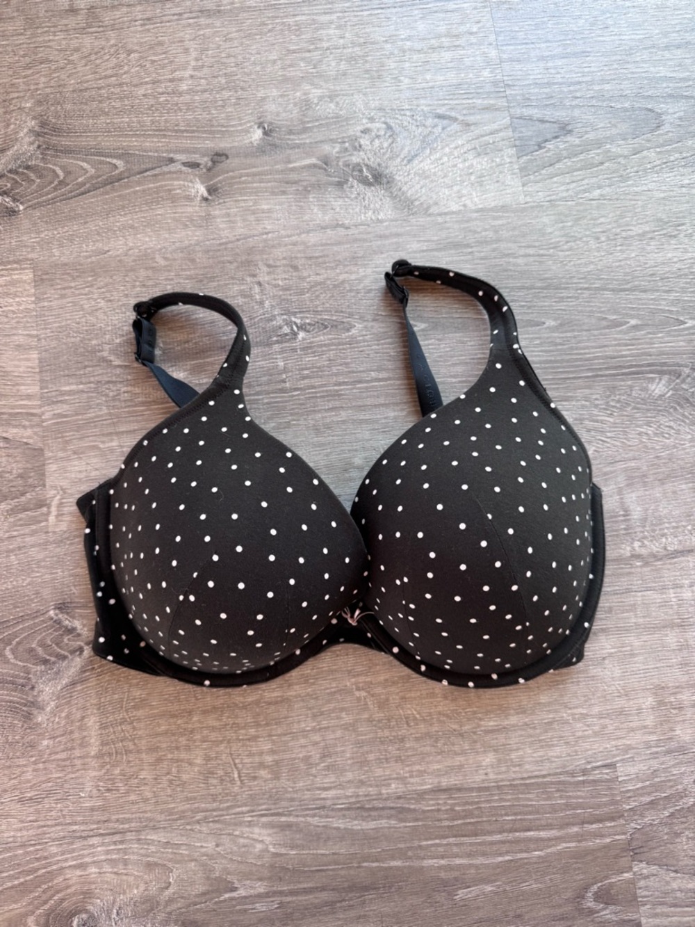 Cacique Boost Plunge Bra • 38G